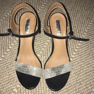 Nordstrom Halogen black and snake wedges